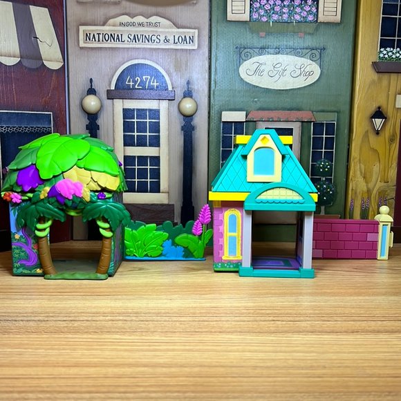 Lot of 2 Disney Furrytale Friends Starter Home Playsets W 5.5" x H 4" - Picture 3 of 11